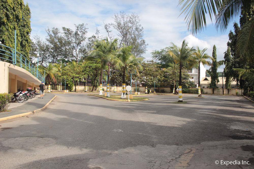 Wild Orchid Beach Resort Olongapo Exterior foto